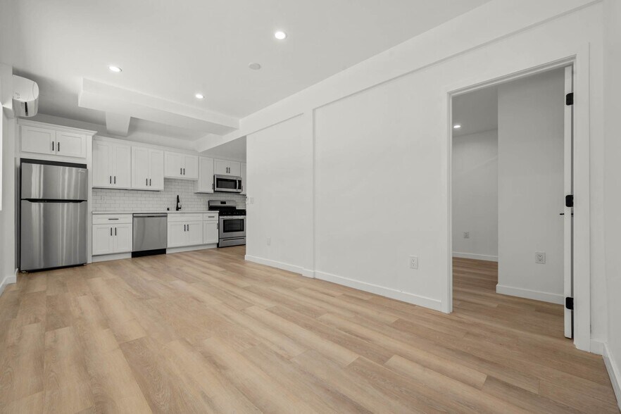 More Photos Of 8419-8425 S Western Ave, Los Angeles Apartments For Sale