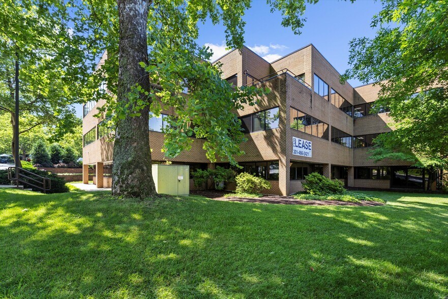 More Photos Of 10801 Lockwood Dr, Silver Spring Medical For Sale