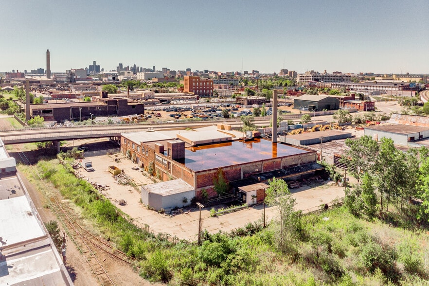 More Photos Of 2600 E Grand Blvd, Detroit Warehouse For Sale