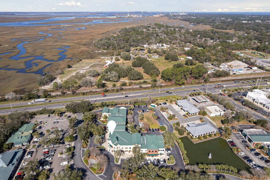 More Photos Of 961687 Gateway Blvd, Fernandina Beach Medical For Sale