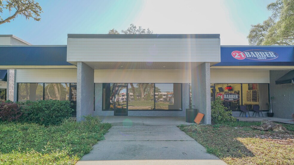 More Photos Of 10915-11009 N 56th St, Tampa Storefront Retail Office For Lease
