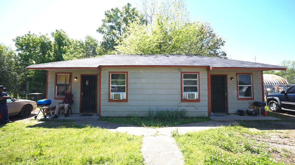 More Photos Of , Greenville Multifamily For Sale