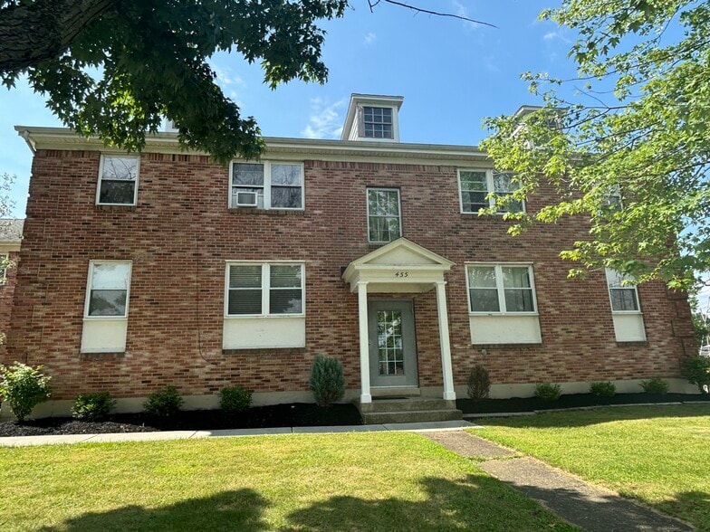Primary Photo Of 455-495 Wehrle Dr, Buffalo Apartments For Sale