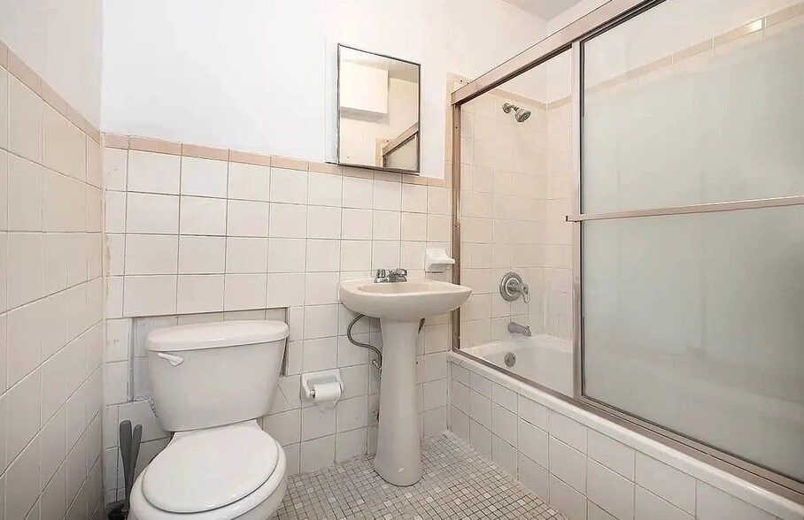 More Photos Of 52 W 125th St, New York Storefront Retail Residential For Sale