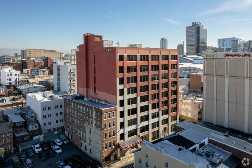More Photos Of 211 N 13th St, Philadelphia Office For Sale