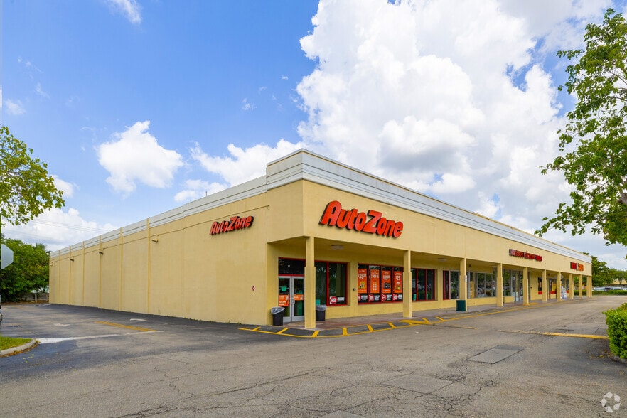 More Photos Of 1708 N University Dr, Pembroke Pines Unknown For Lease