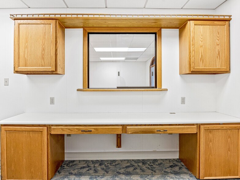 More Photos Of 2159 Hendersonville Rd, Arden Medical For Lease