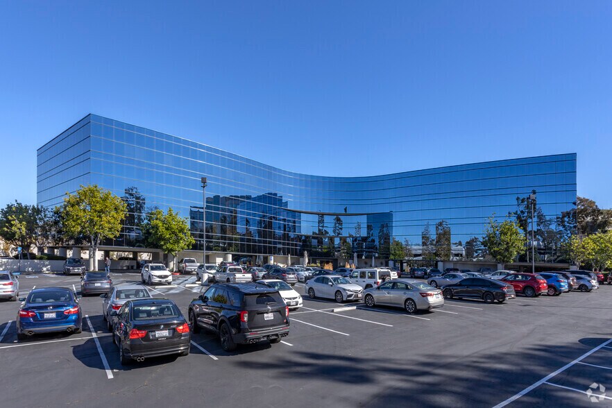 More Photos Of 9665 Chesapeake Dr, San Diego Office For Lease
