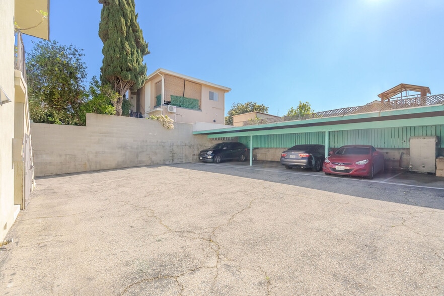 More Photos Of 612 Aerick St, Inglewood Apartments For Sale