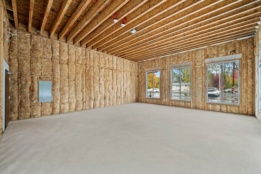 More Photos Of 12828 SE Kent Kangley Rd, Kent Storefront Retail Office For Lease
