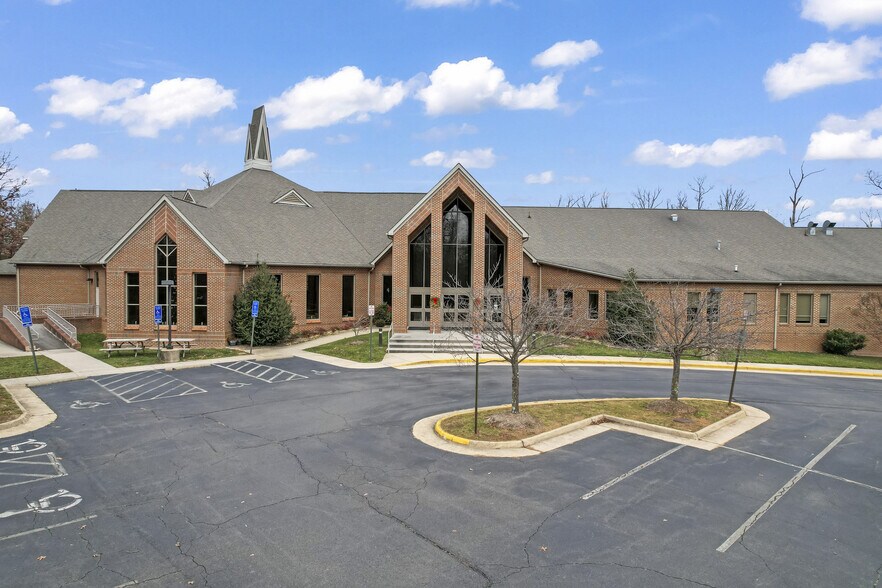 More Photos Of 13421 Twin Lakes Dr, Clifton Religious Facility For Sale