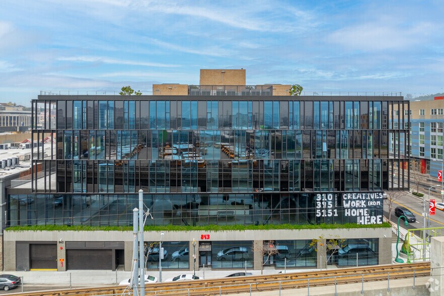 More Photos Of 843 N Spring St, Los Angeles Office For Lease