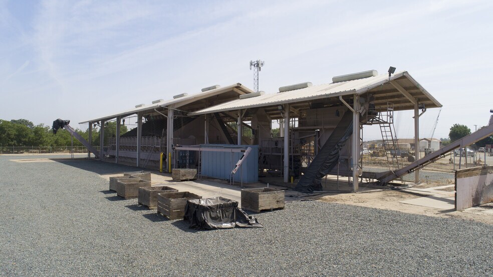 More Photos Of Road 192 @ Highway 190, Porterville Land For Sale