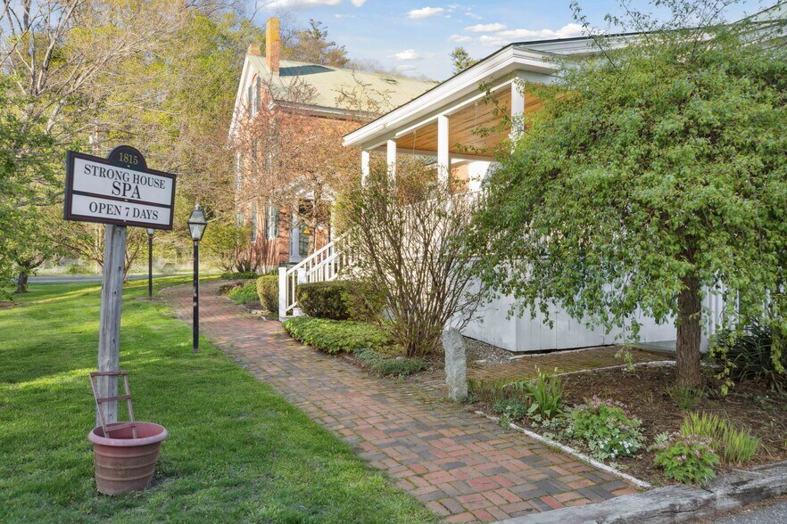 More Photos Of 694 Quechee Main St, Quechee Health Club For Sale