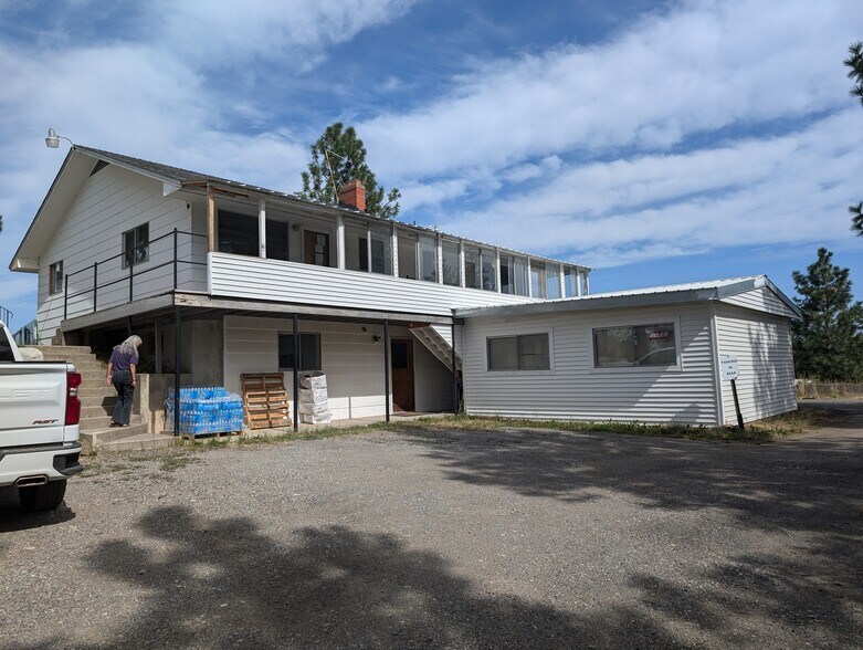 More Photos Of 7902 N Starr Rd, Newman Lake Distribution For Lease