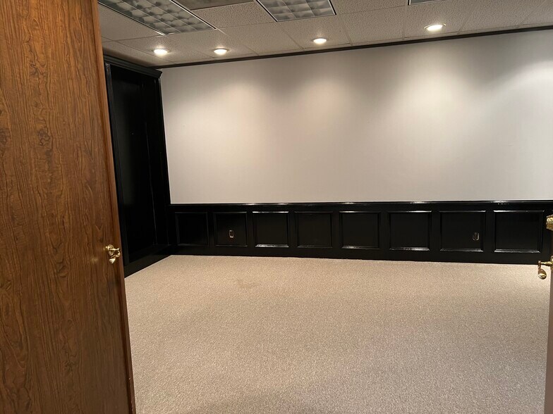 More Photos Of 3303 W FM-1960, Houston Medical For Lease