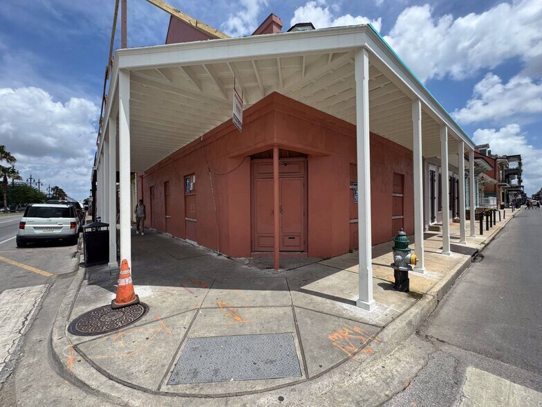 More Photos Of 800 N Rampart St, New Orleans General Retail For Lease