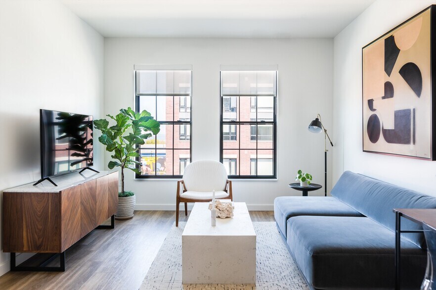 More Photos Of 2550 Detroit Ave, Cleveland Apartments For Lease