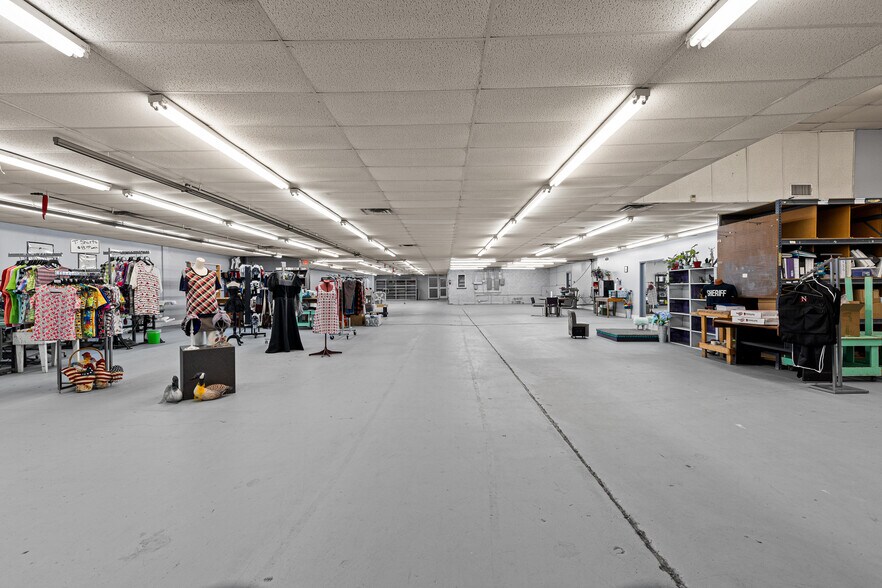 More Photos Of 500 E Main St, Kilgore Office For Sale