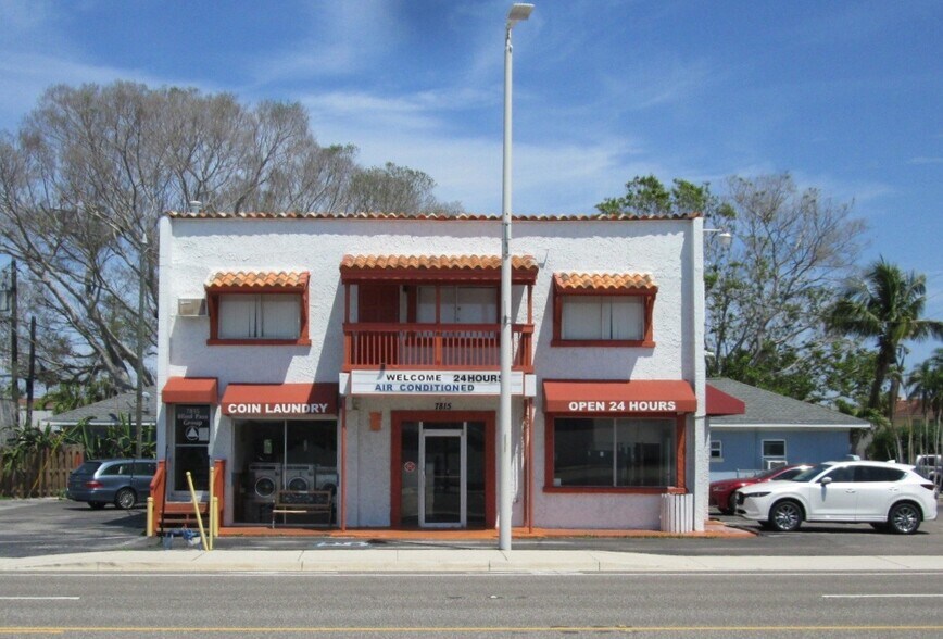 Primary Photo Of 7815 Blind Pass Rd, Saint Pete Beach Freestanding For Sale