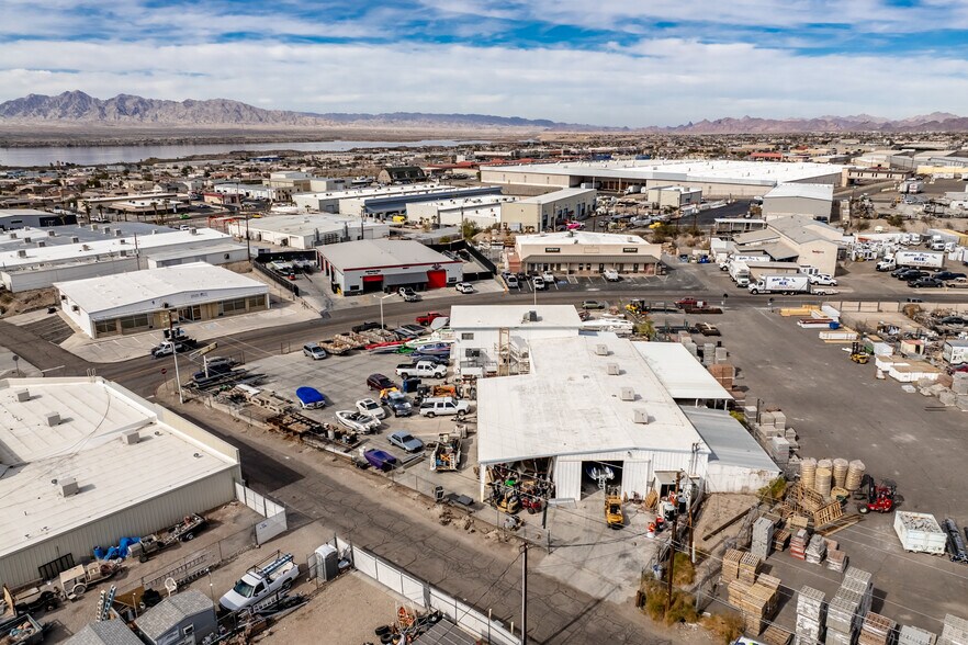 More Photos Of 1850 Commander Dr, Lake Havasu City Freestanding For Sale