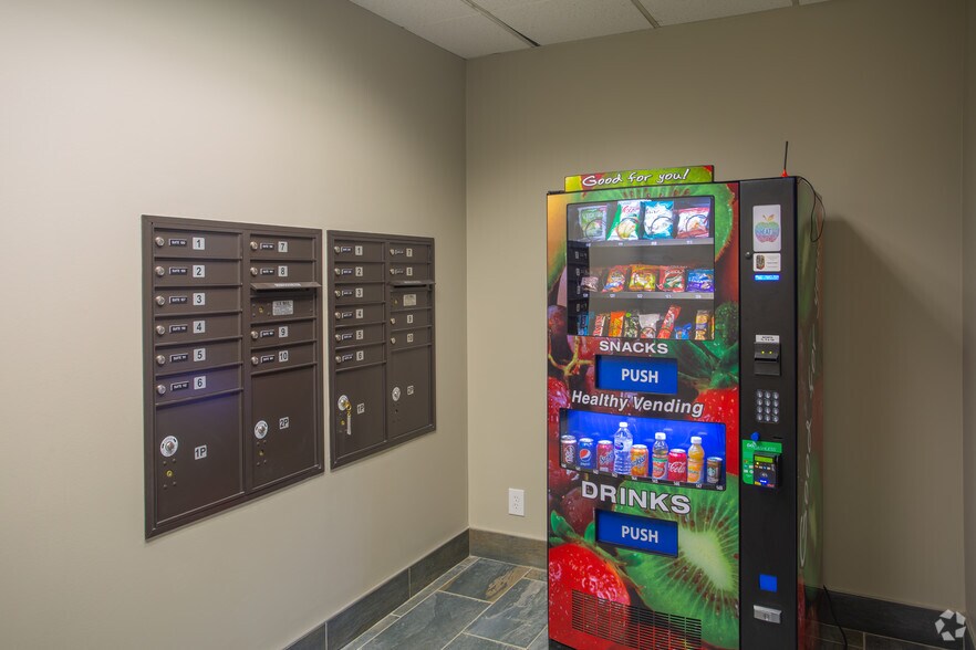 More Photos Of 1230 River Bend Dr, Dallas Unknown For Lease