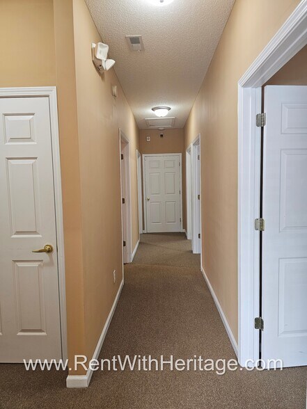 More Photos Of 8301-8337 Office Park Dr, Douglasville Office For Lease