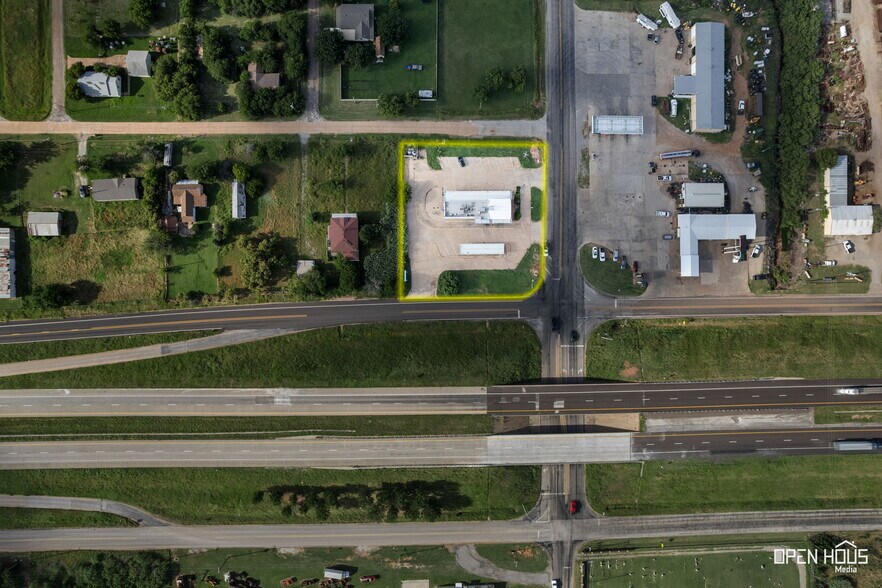 More Photos Of 1298 N Bailey St, Electra Fast Food For Sale