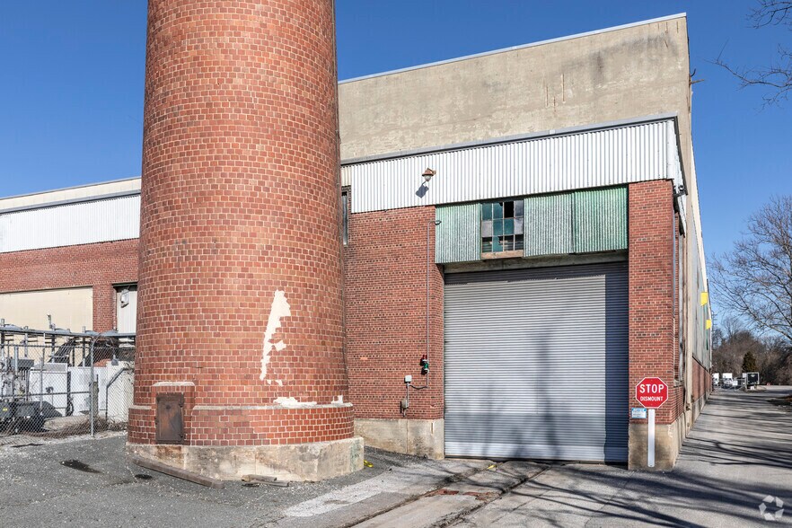 More Photos Of 1954 Halethorpe Farms Rd, Halethorpe Manufacturing For Lease