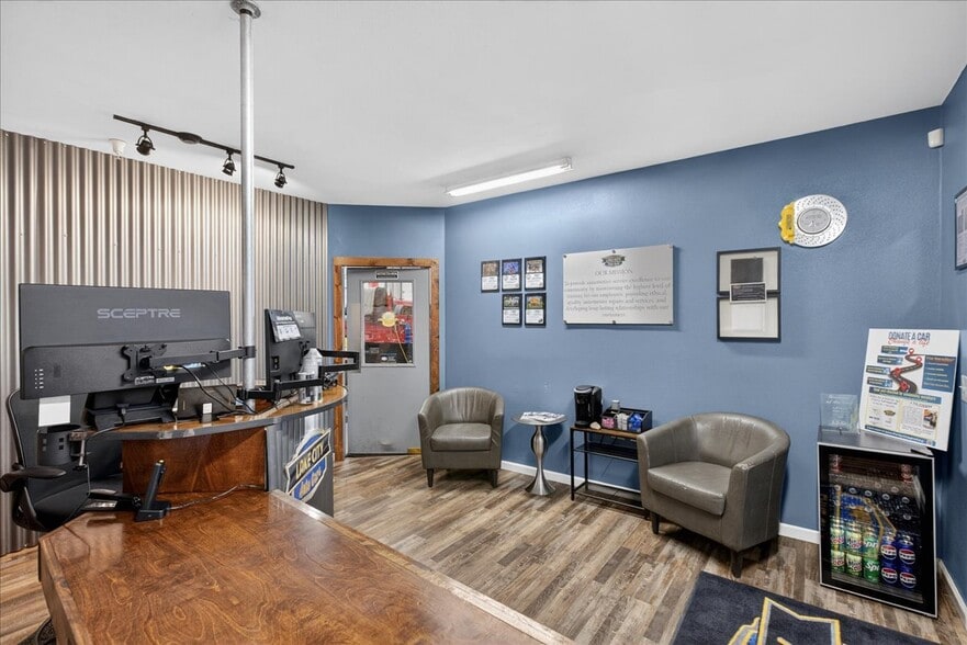 More Photos Of 7897 W Main St, Rathdrum Storefront Retail Residential For Sale