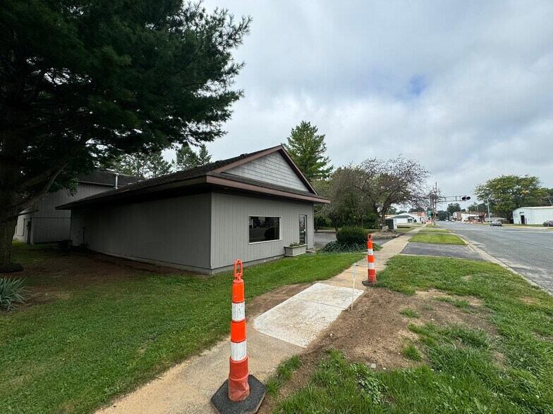 More Photos Of 266 E Main St, Marcellus Office For Sale
