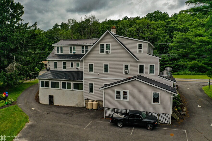 More Photos Of 2468 Route 390, Canadensis Hospitality For Sale