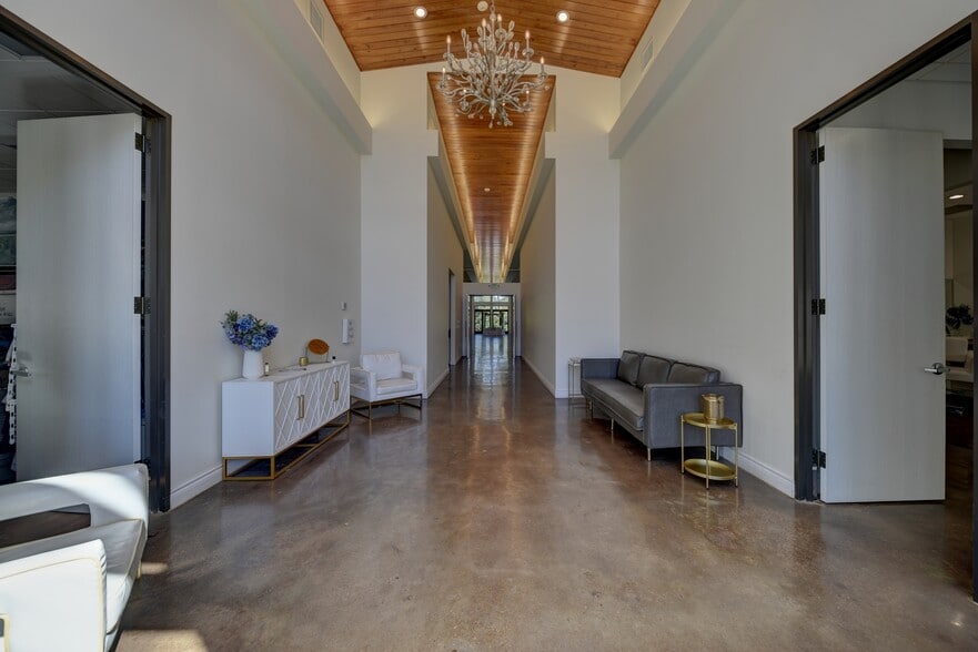 More Photos Of 25566 Bradbury Dr, Hockley Winery Vineyard For Sale