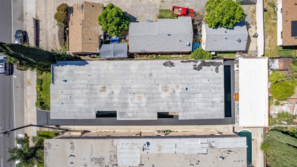 More Photos Of 15919 Vanowen St, Van Nuys Apartments For Sale