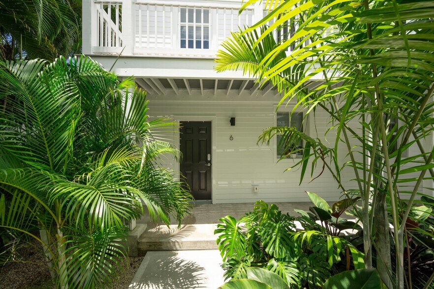 More Photos Of 818 Elizabeth St, Key West Apartments For Sale