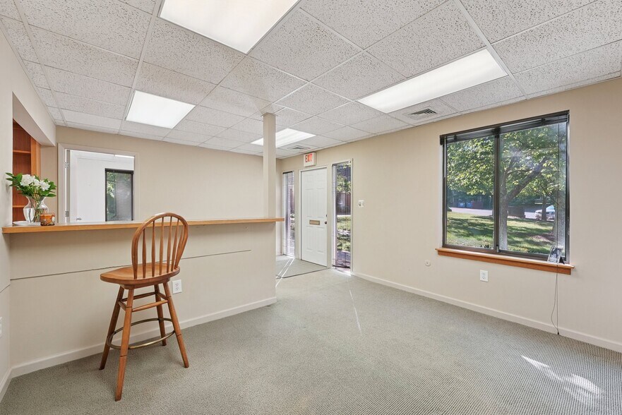 More Photos Of 176 Tamarack Cir, Skillman Office For Sale