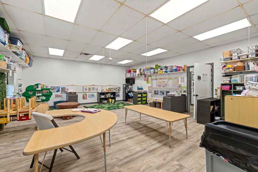 More Photos Of 513 Russell Blvd, Nacogdoches Daycare Center For Sale