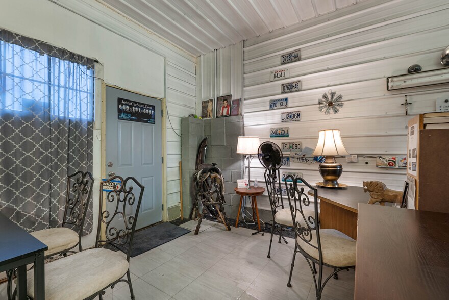 More Photos Of 306 W Front St, La Monte Industrial For Sale