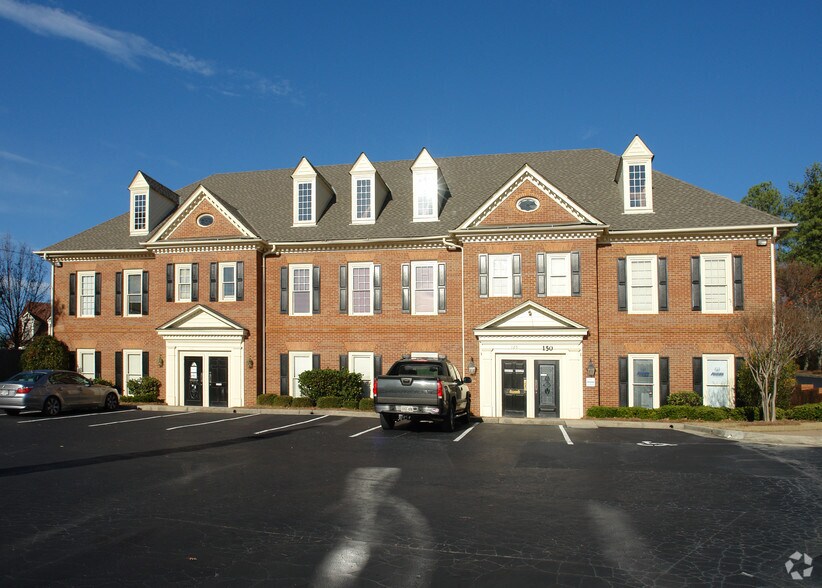 More Photos Of 4028 Holcomb Bridge Rd, Peachtree Corners Office For Lease