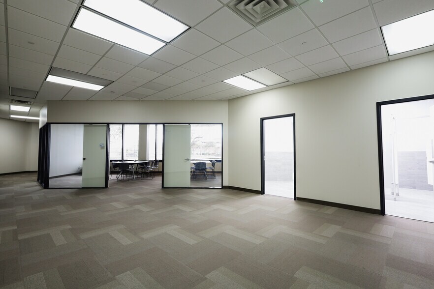 More Photos Of 4000 Garth Rd, Baytown Medical For Sale