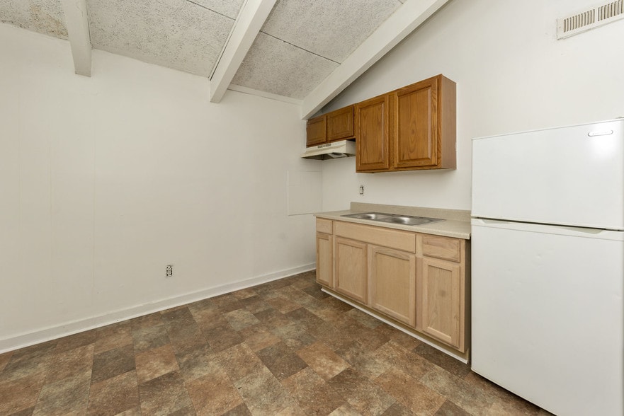 More Photos Of 1401 Coalter St, Richmond Apartments For Sale