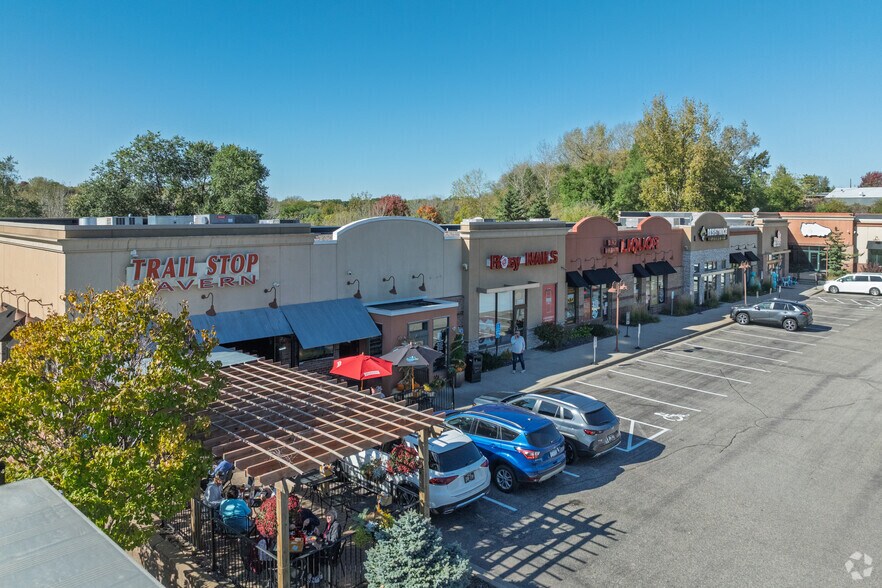 More Photos Of 525 Diffley Rd, Eagan Storefront Retail Office For Sale