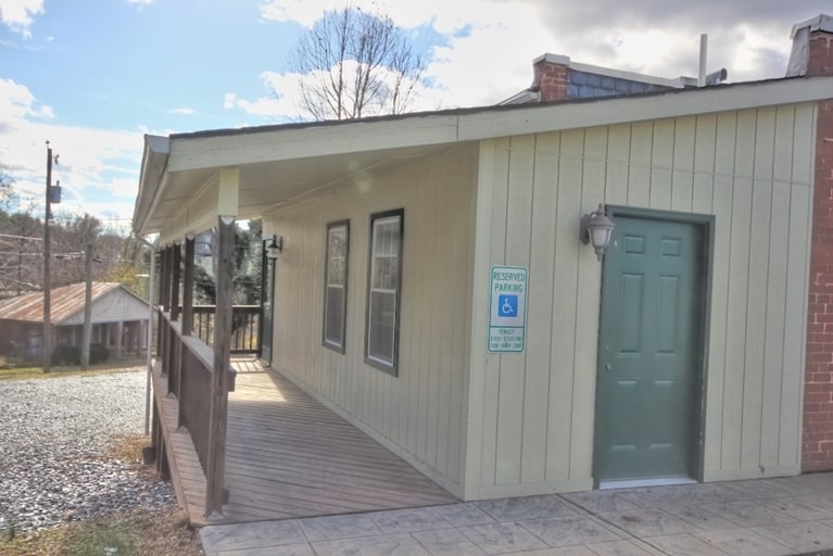 More Photos Of 13610 James Madison Hwy, Palmyra Freestanding For Sale