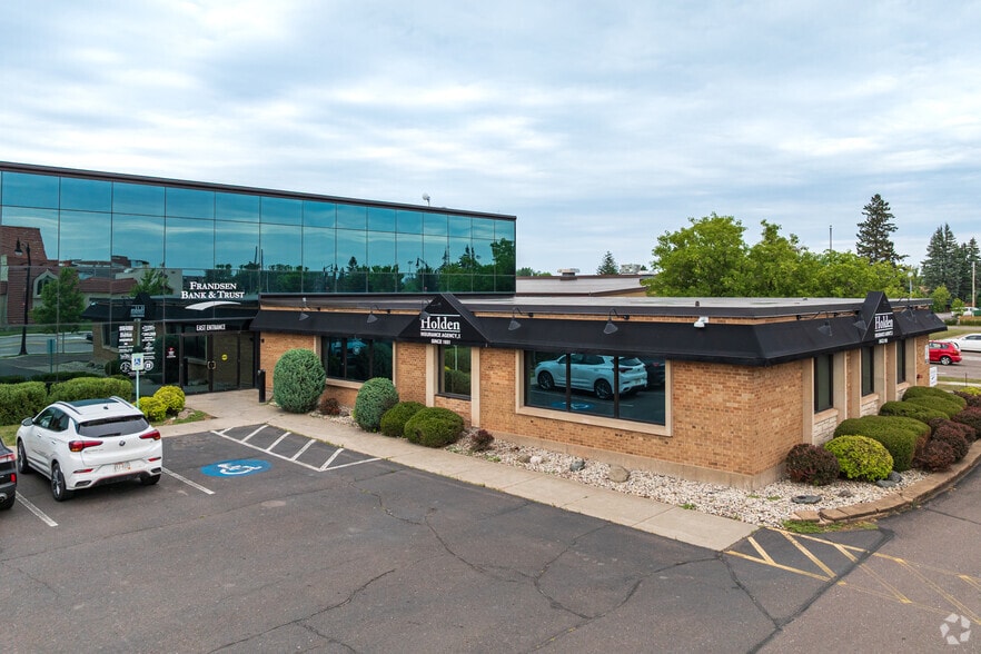 More Photos Of 823 Belknap St, Superior Office For Lease