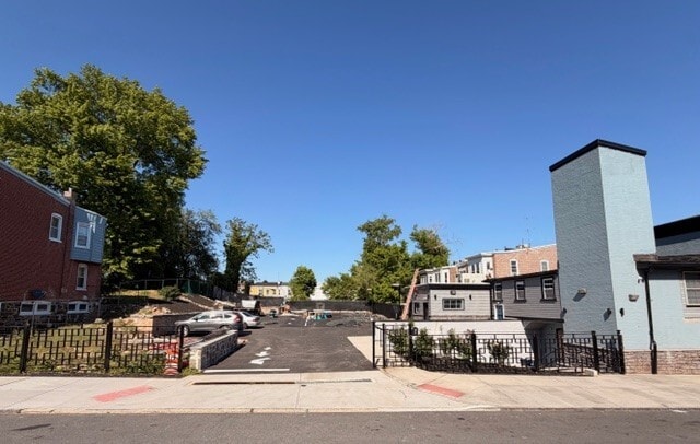 More Photos Of 2501 N Market St, Wilmington Storefront Retail Residential For Sale