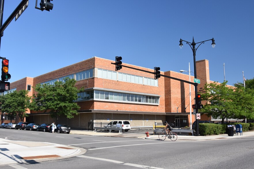 Primary Photo Of 100 N Western Ave, Chicago Flex For Lease