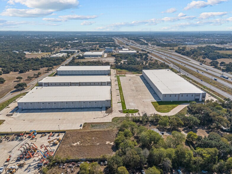 More Photos Of 2570 W US Highway 190, Belton Unknown For Lease