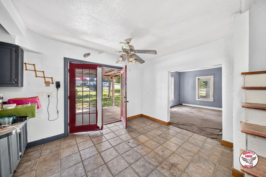 More Photos Of 2969 Moodyville Rd, Byrdstown General Retail For Sale