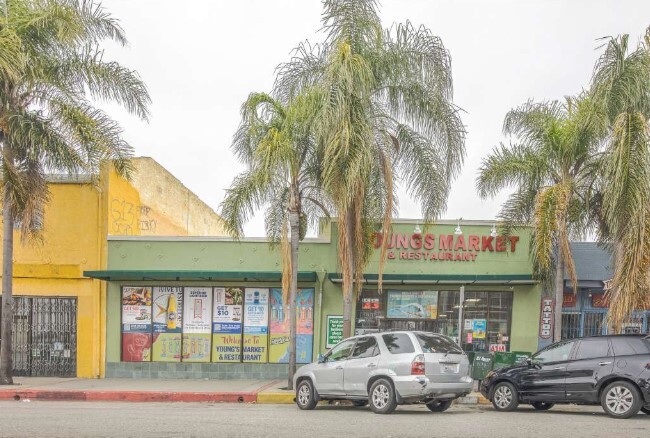 Primary Photo Of 851-853 W Gardena Blvd, Gardena Storefront For Sale