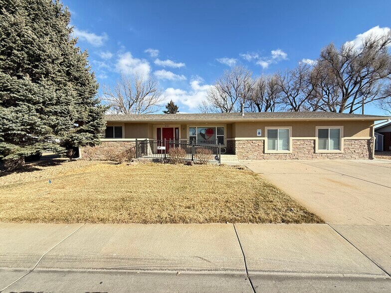 Primary Photo Of 201 10th St, Windsor Office For Sale